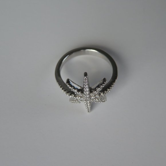 APM Monaco Sterling Silver Météorites Small Star Ring - Picture 16 of 16